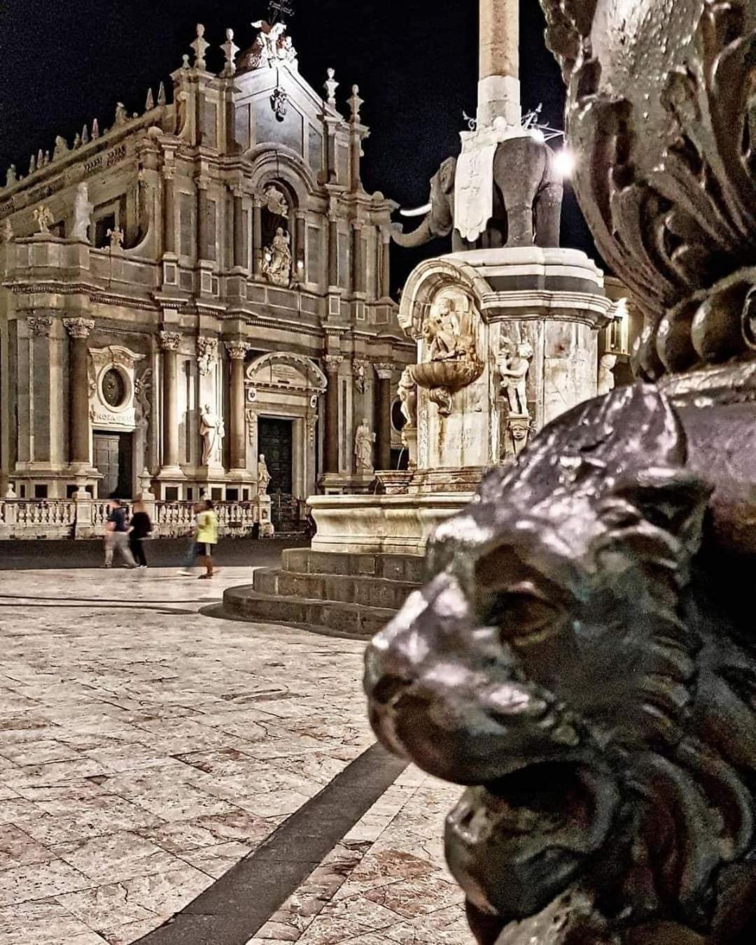 Maison Ventimiglia 83 カターニア エクステリア 写真